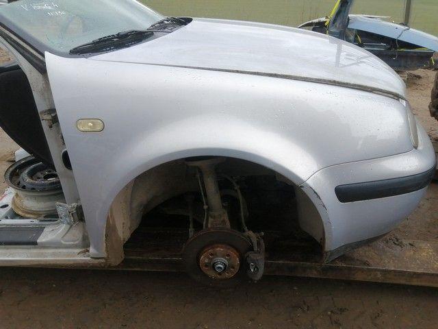 Петля двери передней правой O8ZNJ2 Volkswagen Golf купить