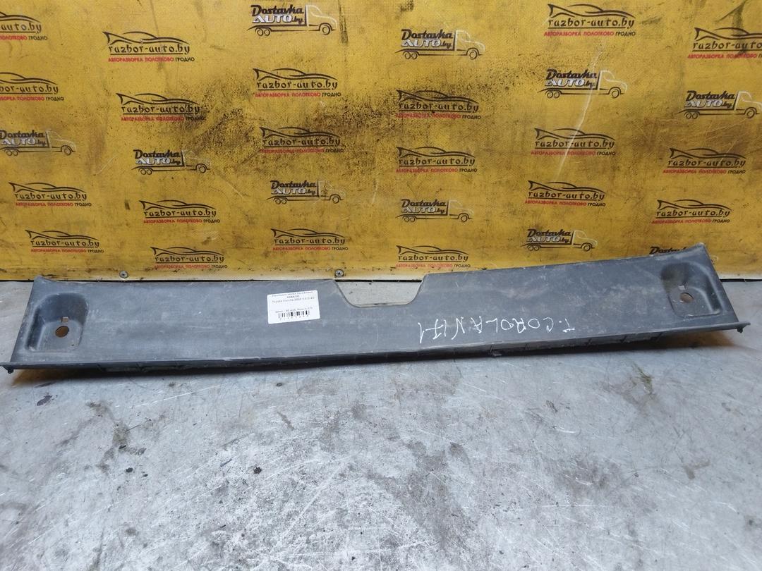 Накладка замка багажника RA6K3M Toyota Corolla