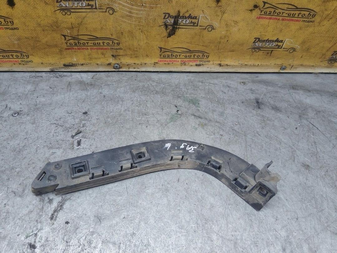 Кронштейн крепления бампера заднего R6511P Volvo S40