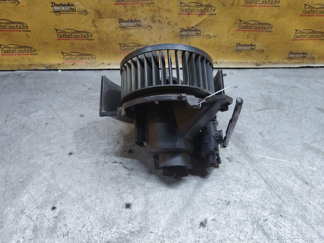 Моторчик печки YTJV5U Opel Zafira купить