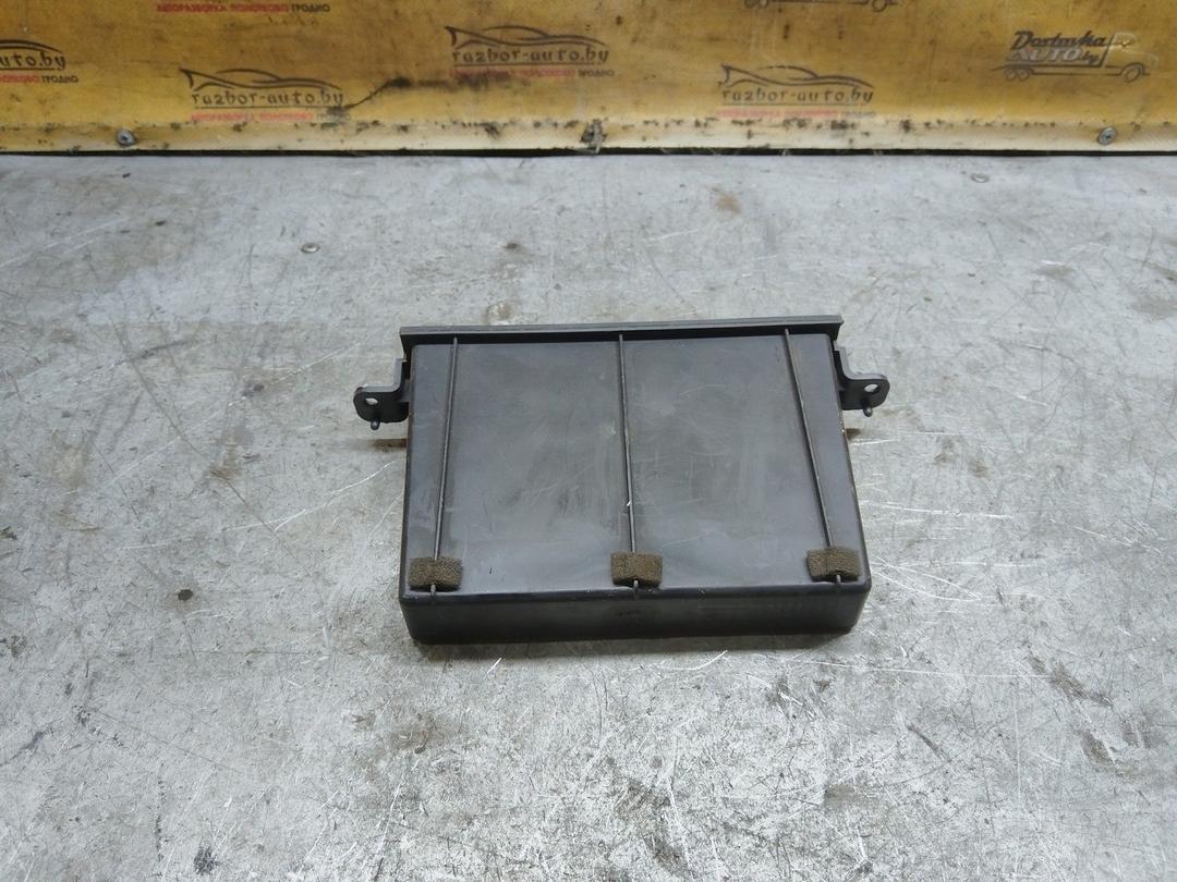 Вещевой ящик центральной консоли Y7B35E Daewoo Leganza купить