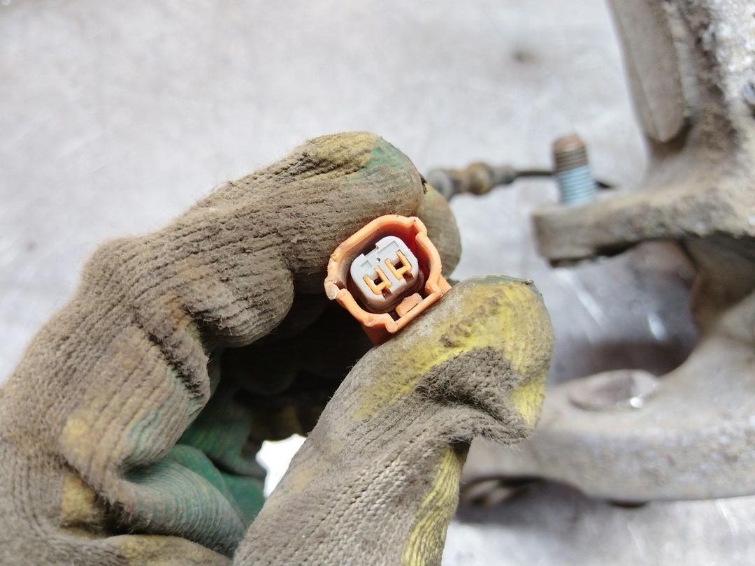 Кулак задний правый U0IQ1V Honda Accord купить