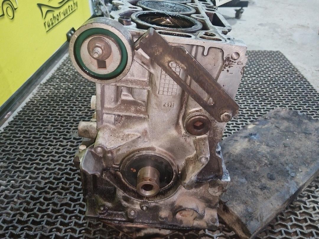 Блок цилиндров V84BAU Citroen Saxo купить с доставкой