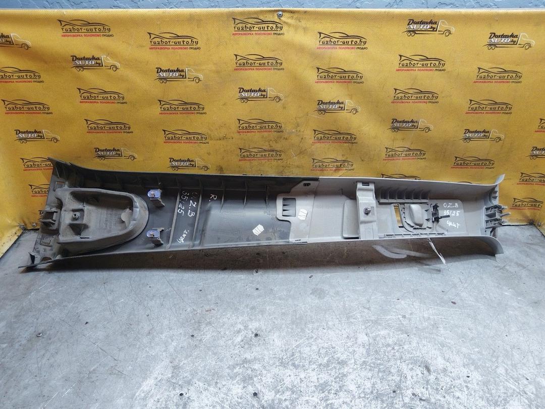 Обшивка стойки центральной правой UH7L9J Opel Zafira купить с доставкой