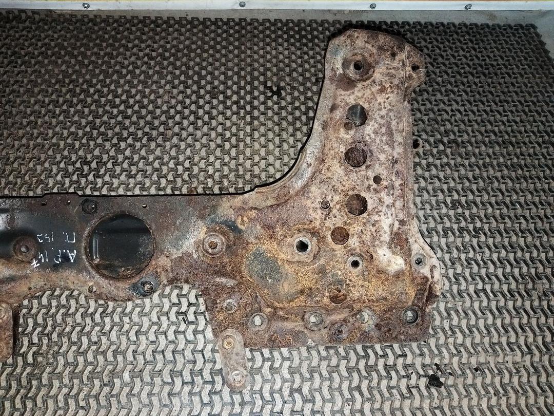 Балка подвески передняя (подрамник) D5GOE3 Alfa Romeo 147 купить с доставкой. Огромный выбор запчастей и марок авто. У нас есть практически все.