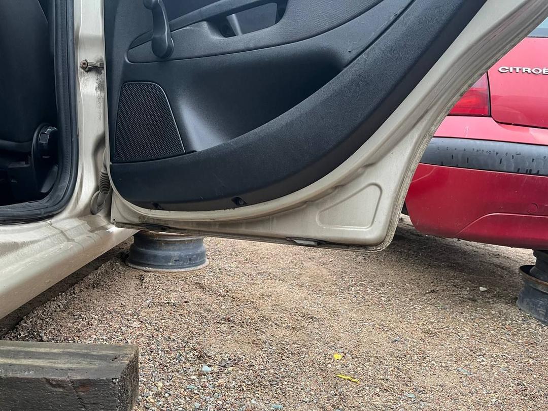 Дверь задняя правая C71K6W Fiat Linea купить в магазине запчастей бу