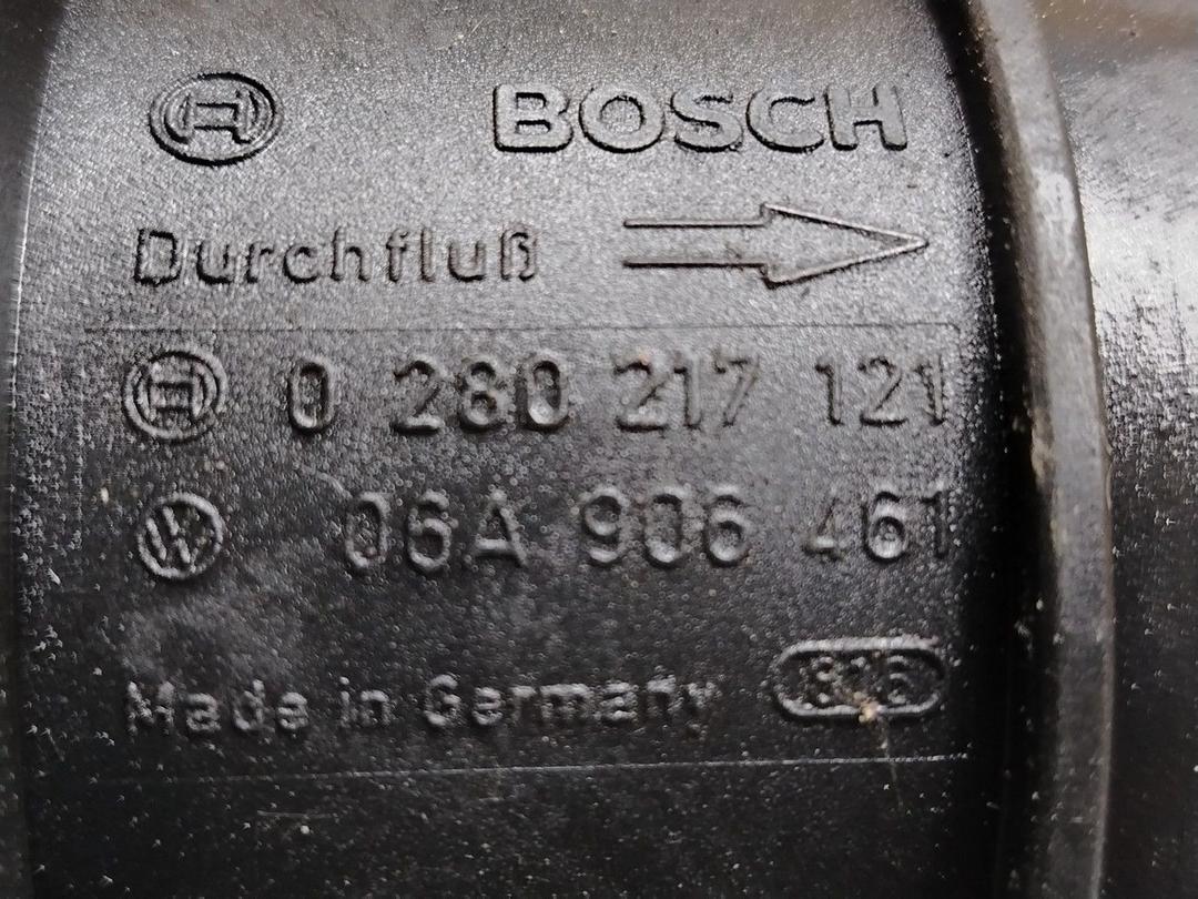 Расходомер воздуха ZI8F6J Volkswagen Golf - Фото 6