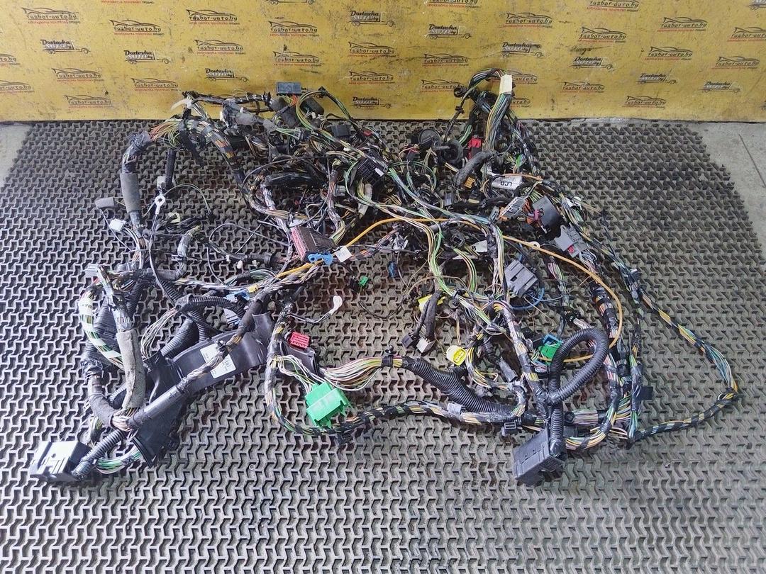 Проводка салона X8K98J Ford Focus - Фото 1