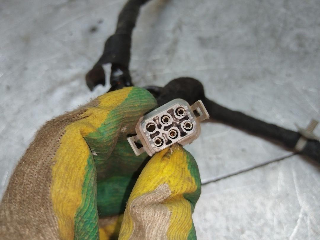 Проводка двери задней правой MKCP9N Mitsubishi Carisma - Фото 4