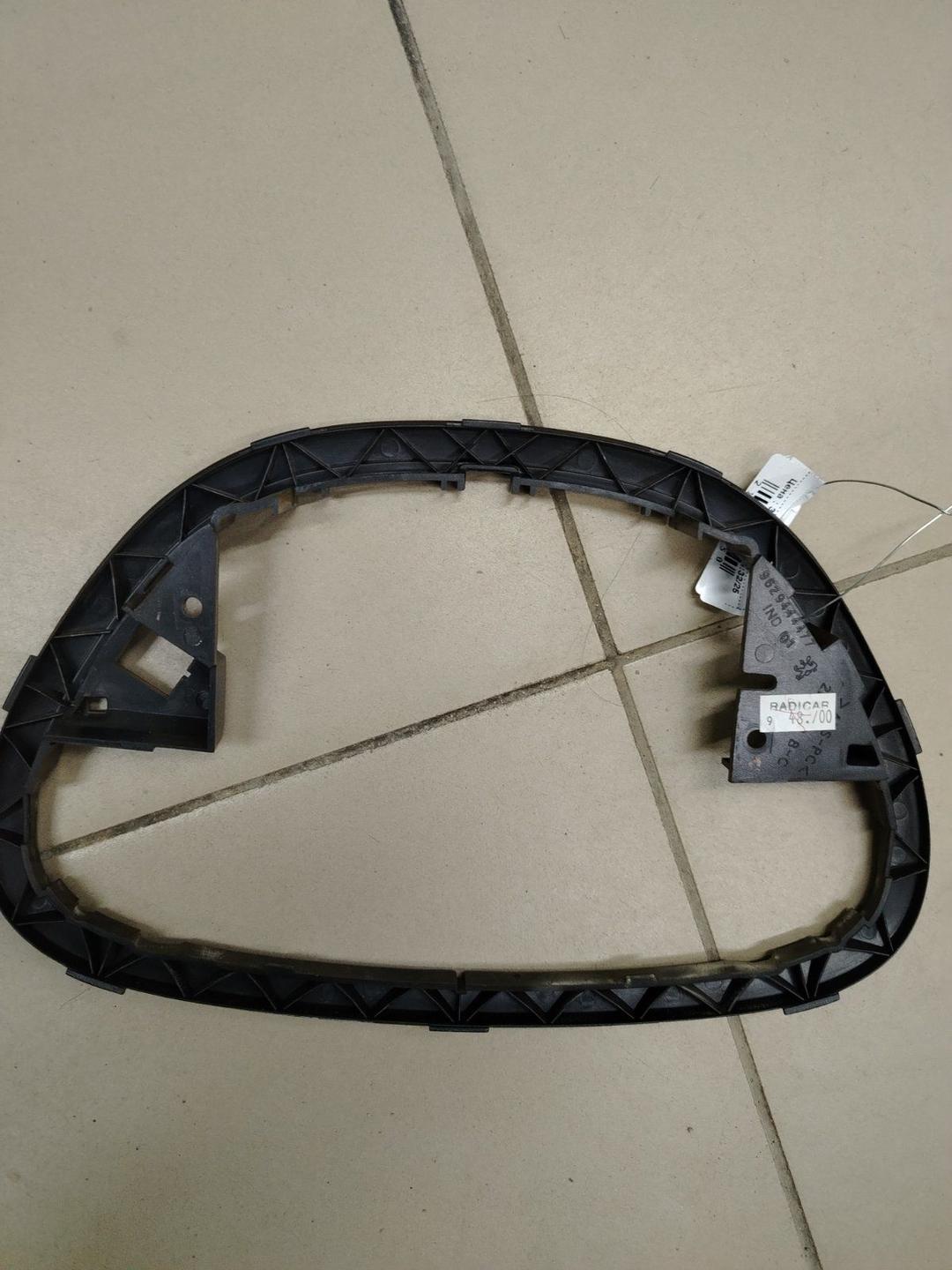 Рамка под магнитолу 3RN4C8 Peugeot 607 купить