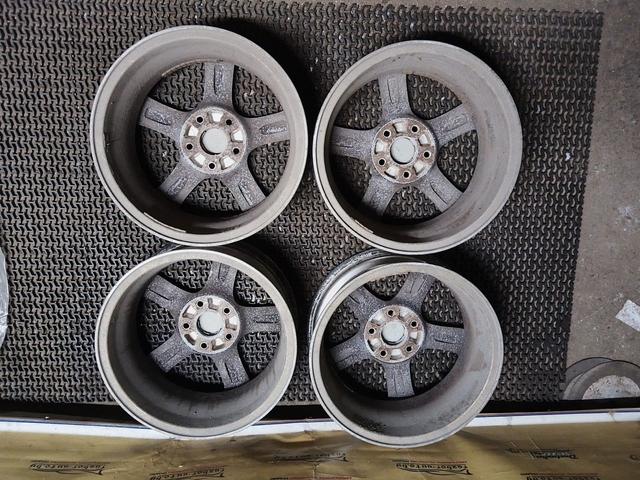 Предлагаем Диск литой R16, 5x114.3 Honda Accord 2005 QQ2HKC (комплект) QQ2HKC QQ2HKC Honda Accord купить для авто. Выбор размера, всегда в наличии, принимаем заказы на запчасти