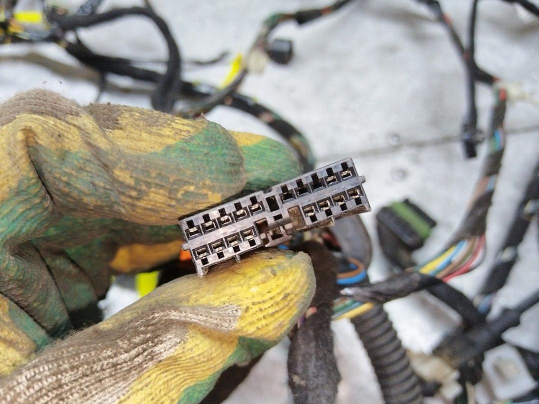 Проводка крышки багажника D3RVJ2 Volvo V40 - Фото 10