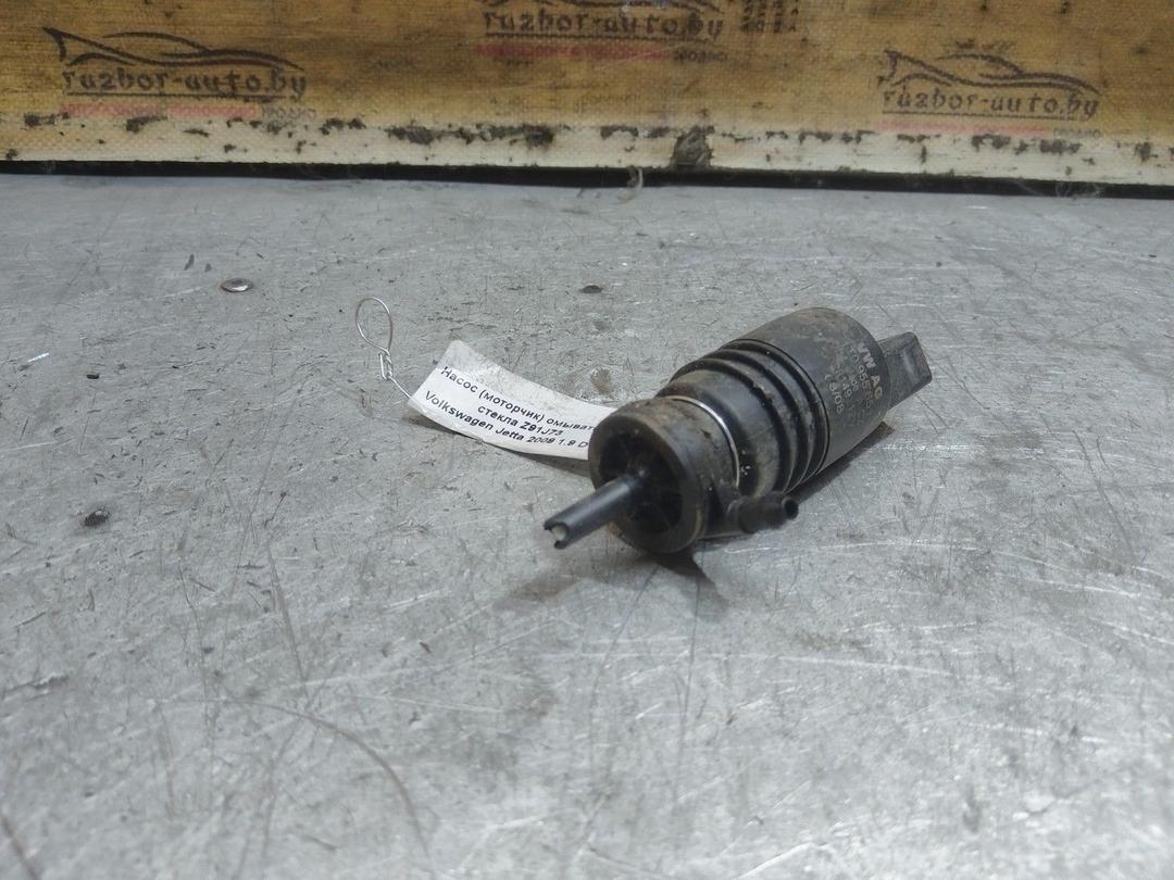 Насос (моторчик) омывателя стекла Z91J73 Volkswagen Jetta - Фото 1
