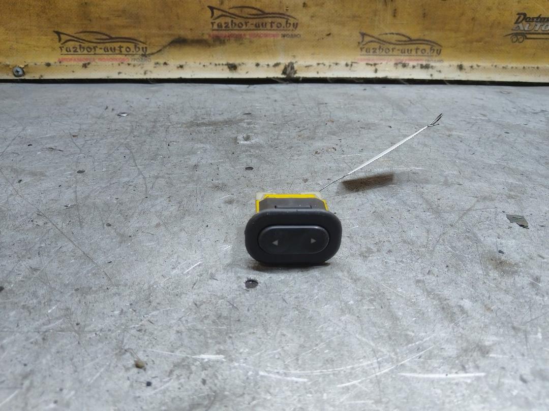 Кнопка стеклоподъемника переднего правого B5FKK9 Fiat Punto купить с доставкой