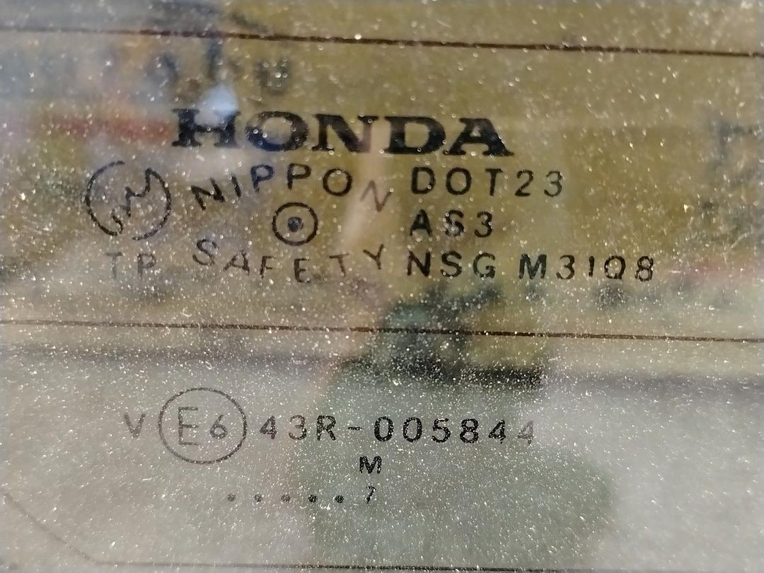 Стекло кузовное боковое левое GSX28X Honda Accord - Фото 2
