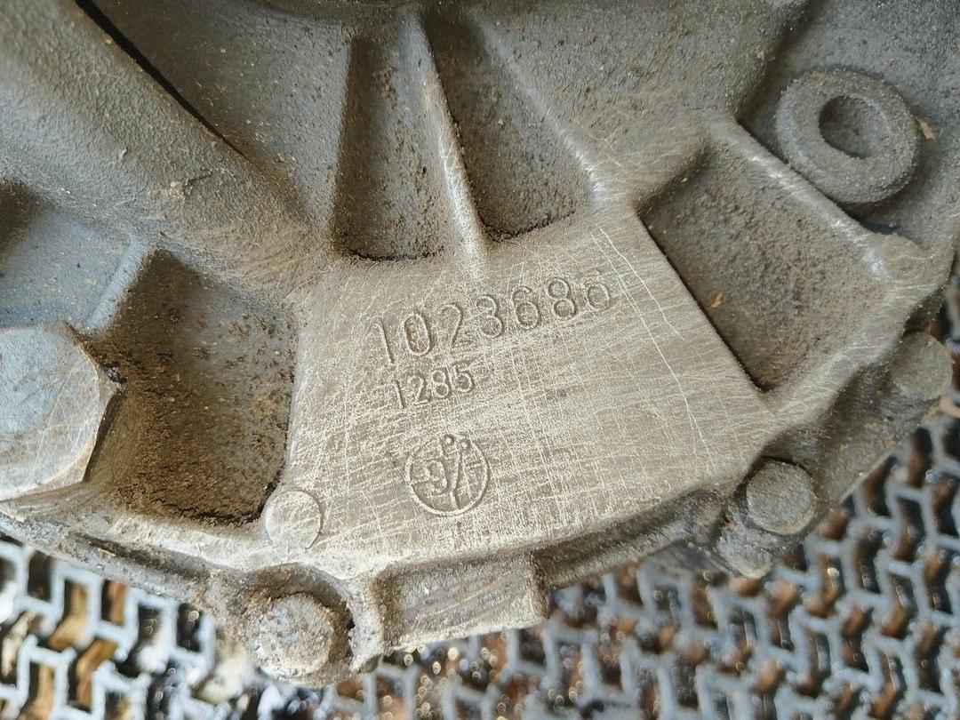 КПП механическая (МКПП) 5-ступенчатая 138D64 Renault Safrane undefined