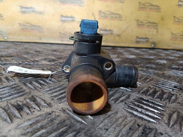 Фланец (тройник) системы охлаждения RQPYN6 Volkswagen Passat - Фото 1