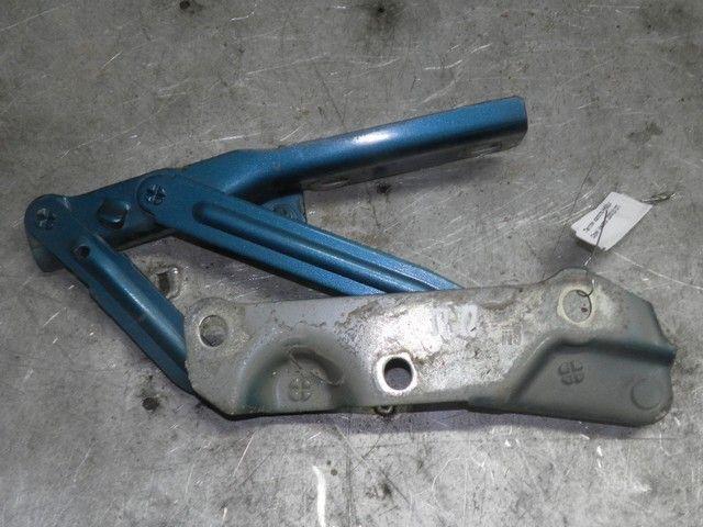 Петля капота HHO8U4 Opel Vectra - Фото 2