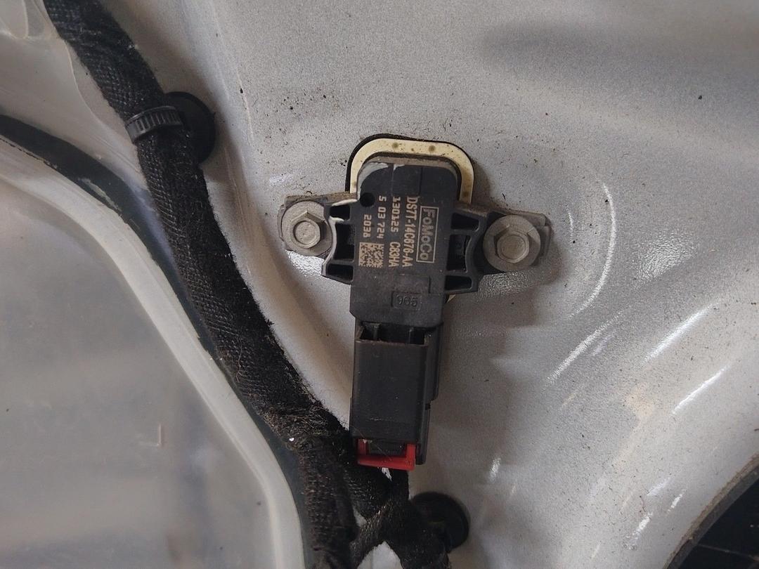 Датчик удара KRZQM3 Ford Fusion купить в магазине запчастей бу