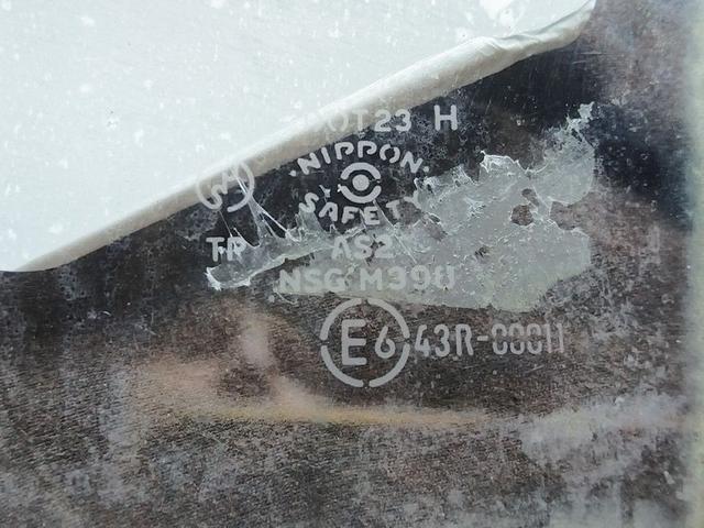 Стекло двери задней правой 8FQZQL Mazda Xedos 6 - Фото 3