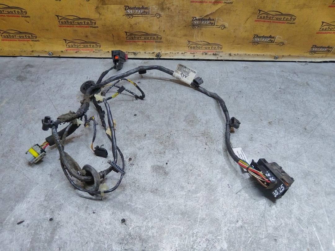 Проводка двери передней правой B0Q3X7 Opel Zafira