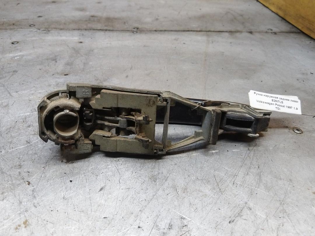 Ручка наружная задняя левая E2N7LS Volkswagen Passat купить