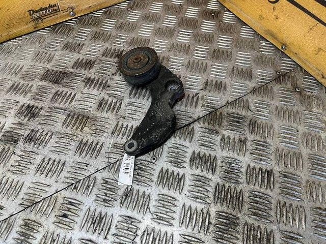 Кронштейн генератора 3EWZ8U BMW 5 E39