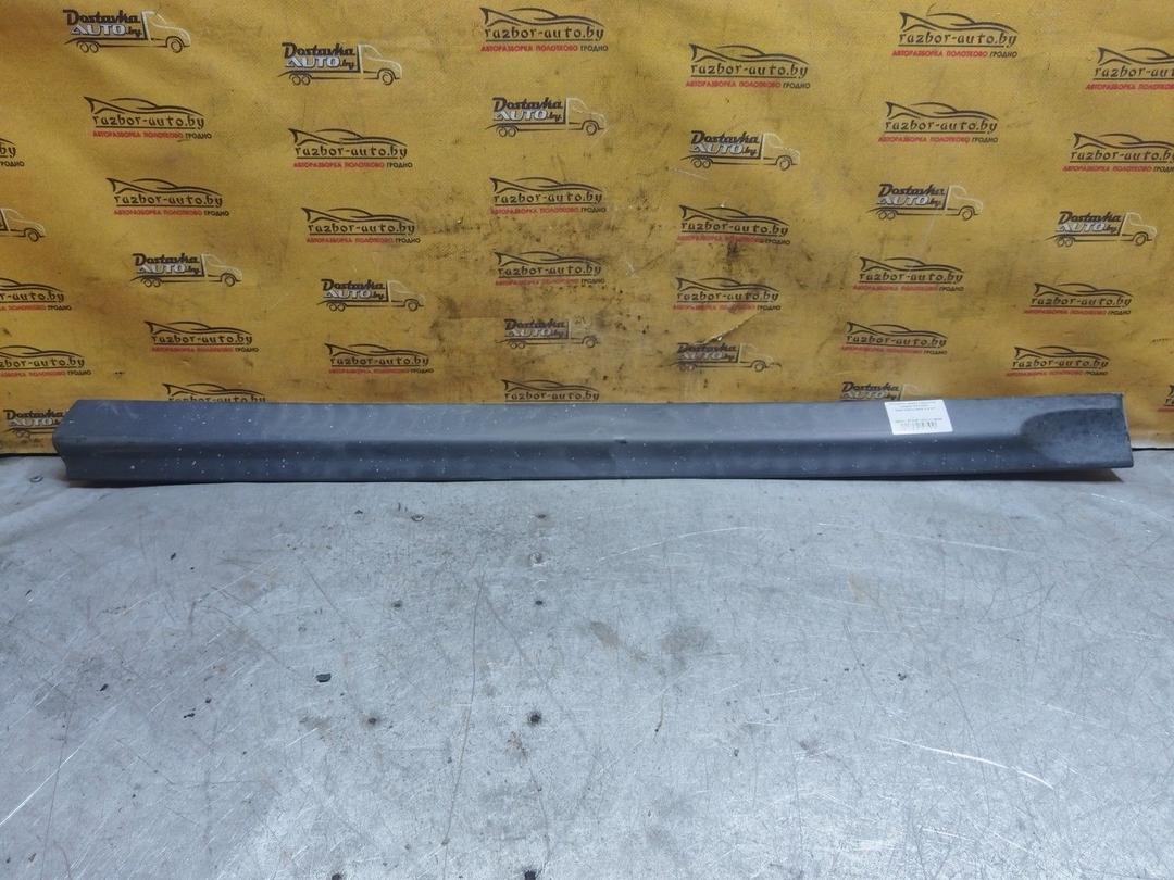 Молдинг двери передней левой KM1WG7 Opel Zafira