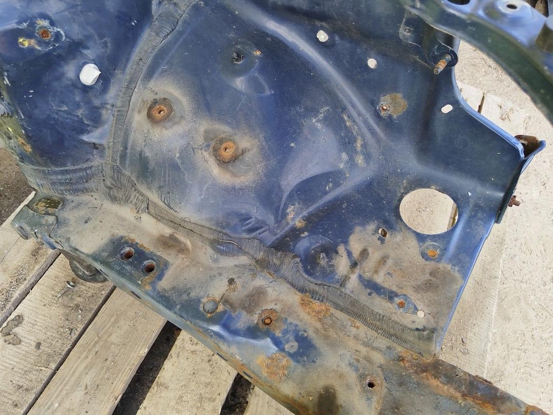 Передняя панель крепления облицовки (телевизор) 1XC8GC Toyota Avensis undefined