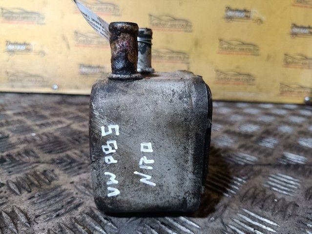 Теплообменник масляного фильтра A832QD Volkswagen Passat - Фото 3