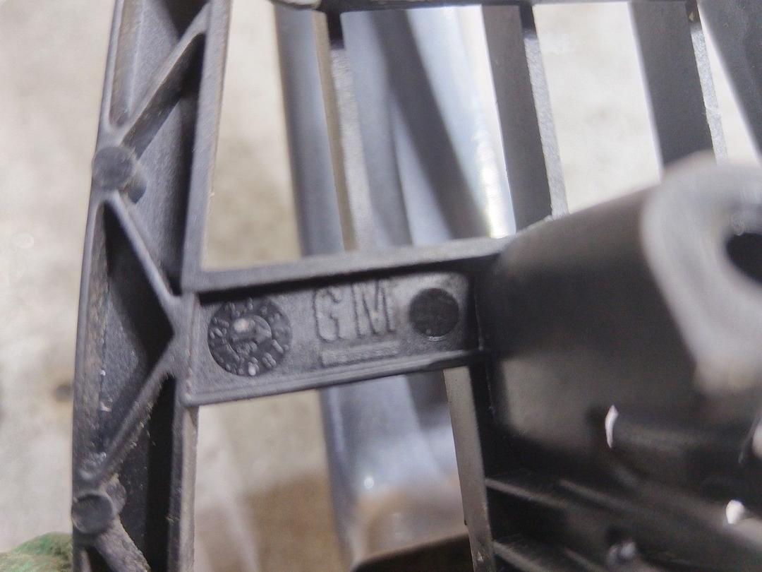 Ручка наружная передняя правая TGQ1LW Opel Astra купить с доставкой