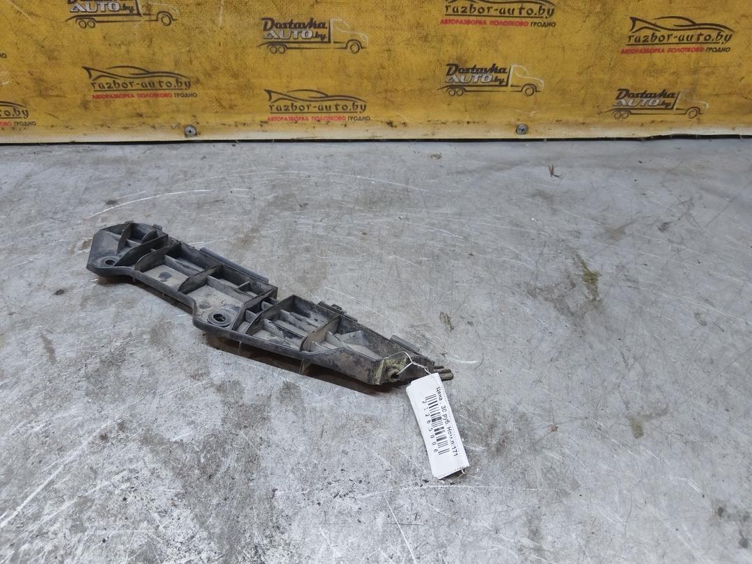 Кронштейн крепления бампера заднего 4Q2YTR Toyota Corolla купить с доставкой