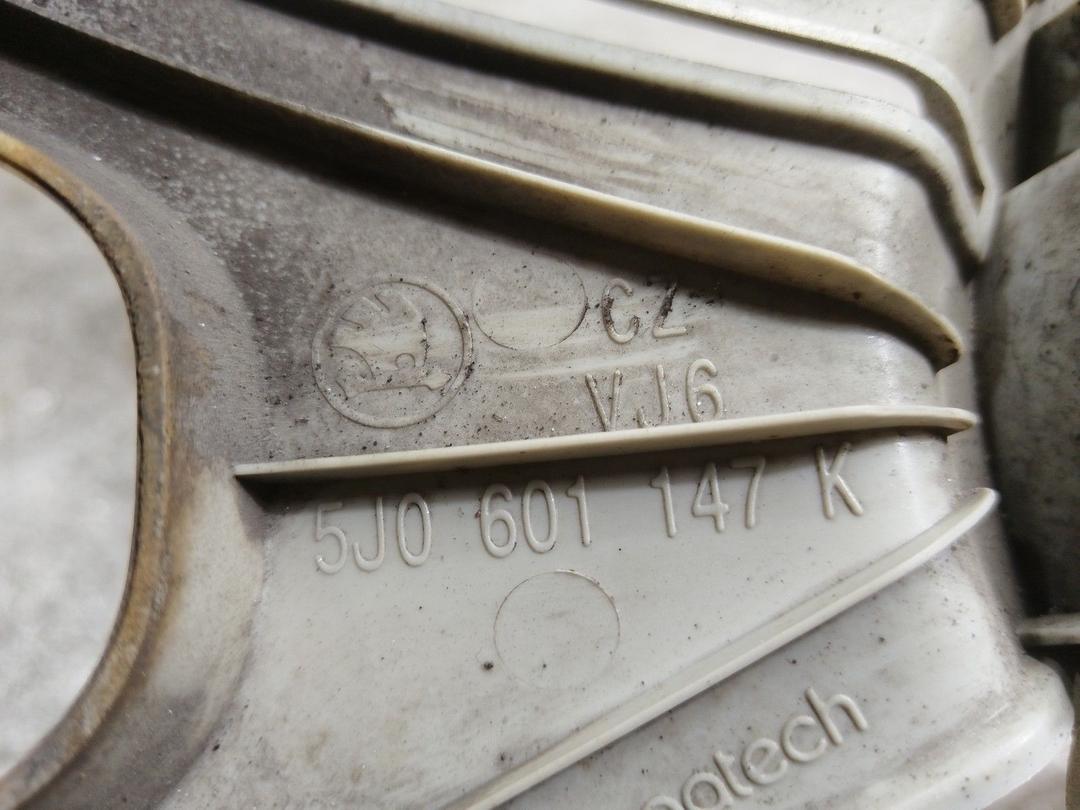 Колпак колесный SJ8FZH Skoda Fabia купить с доставкой