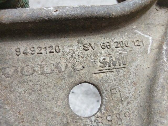 Рычаг передний правый 82R74I Volvo S60 купить на авторазборке