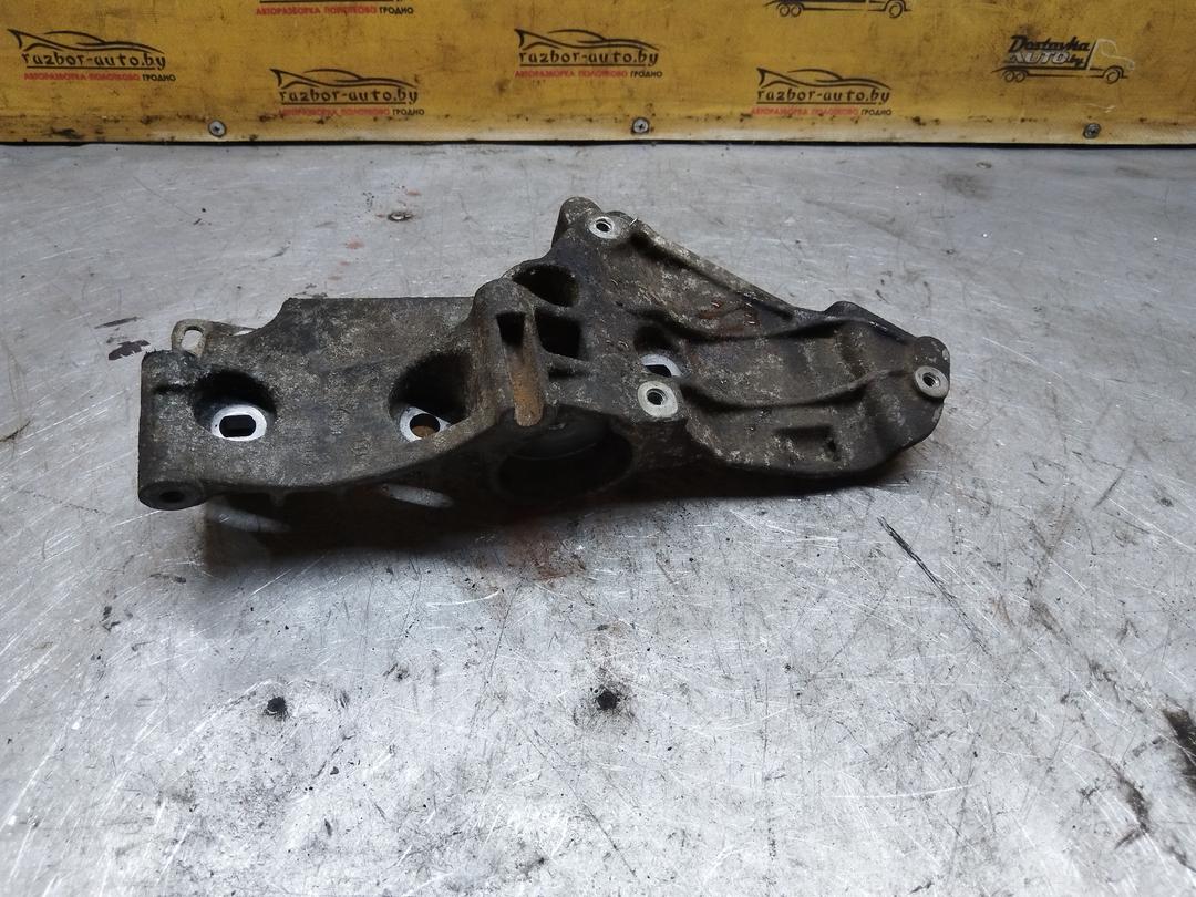 Кронштейн генератора 4ZLSP1 Nissan Note - Фото 2