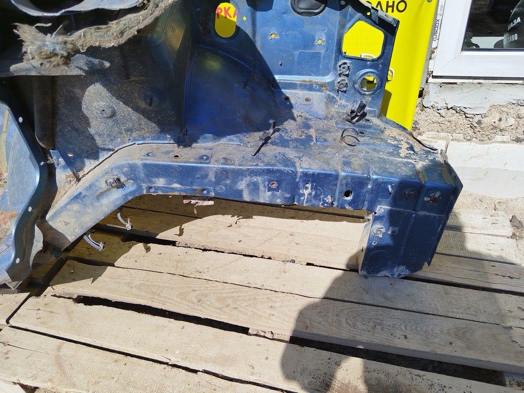 Лонжерон левый 96HUIZ Peugeot Expert undefined