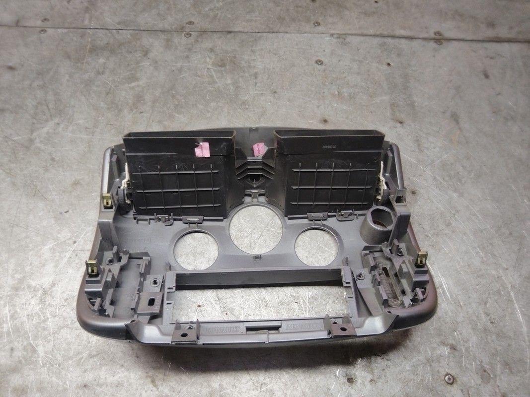 Рамка под магнитолу LW6BNP Renault Scenic купить