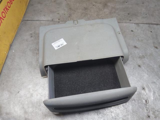 Бардачок QF7534 Renault Scenic undefined