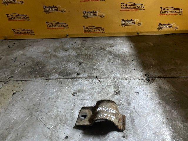 Крепление втулки стабилизатора I0GM3W Citroen Xsara Picasso купить с доставкой