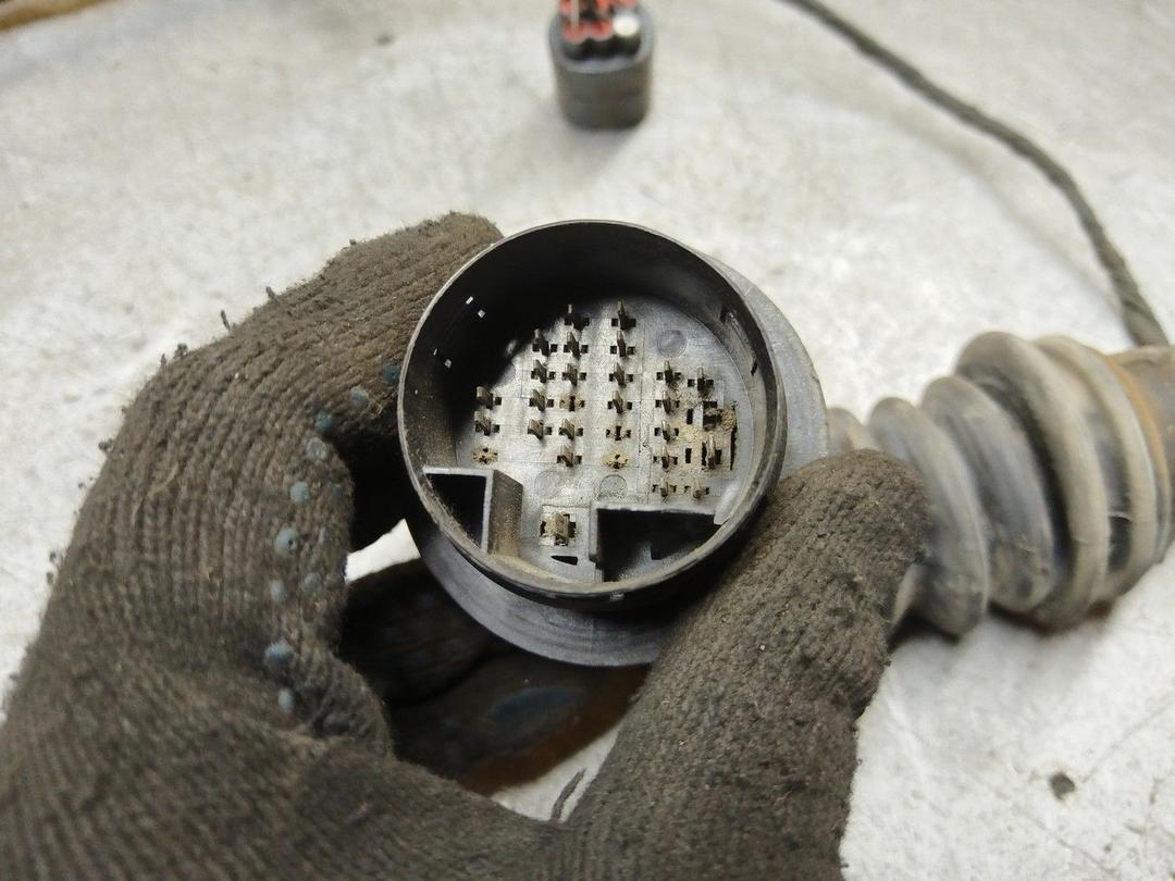 Проводка двери передней правой DWNKGB Volkswagen Sharan купить