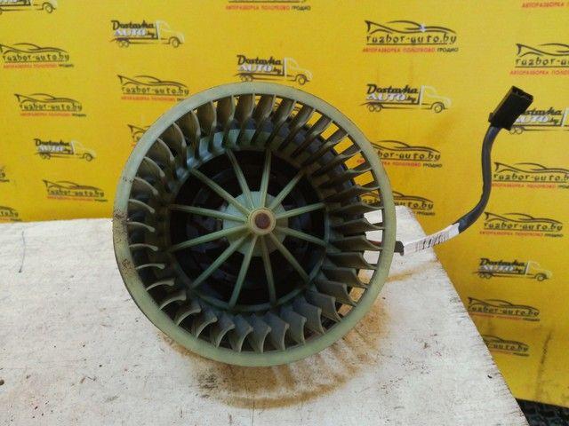 Моторчик печки D1W4GC Audi A4 купить в магазине запчастей бу