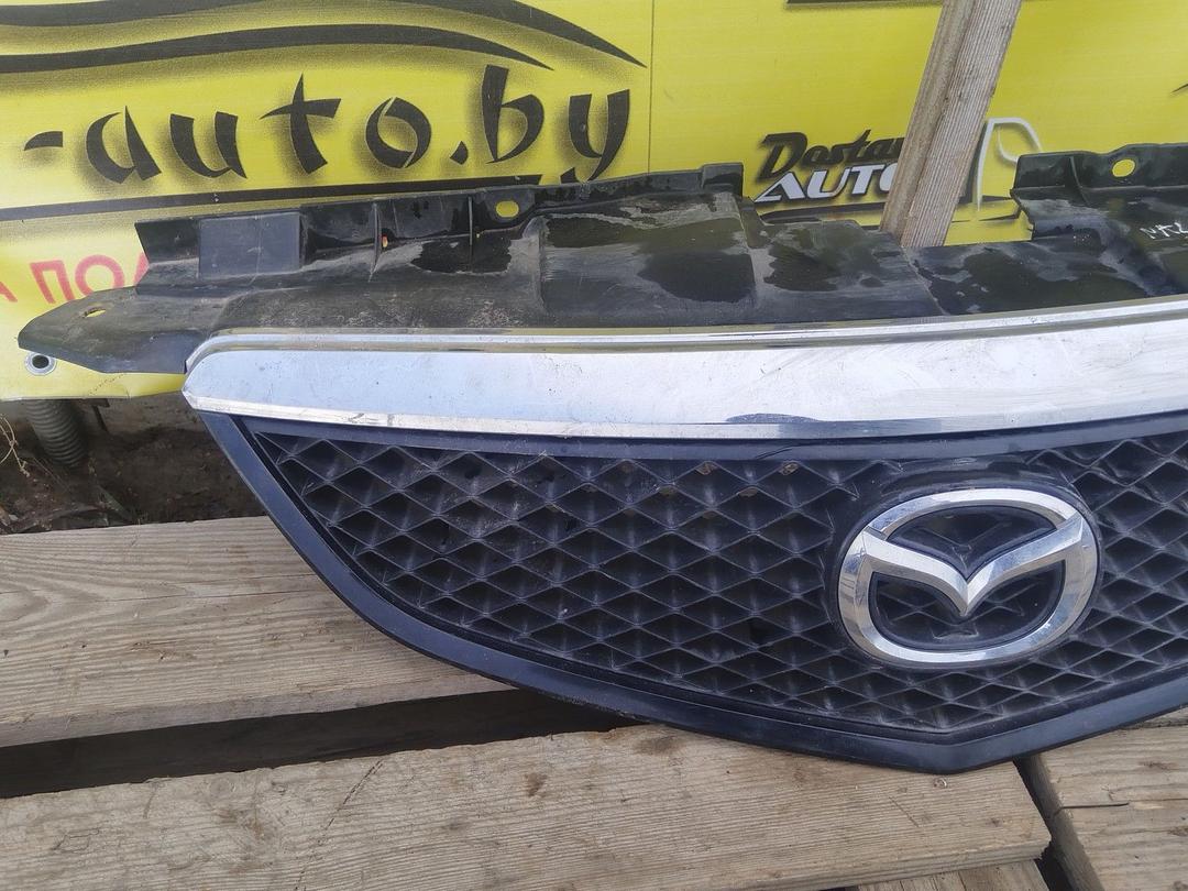 Решетка радиатора WDJ2ND Mazda MPV - Фото 2