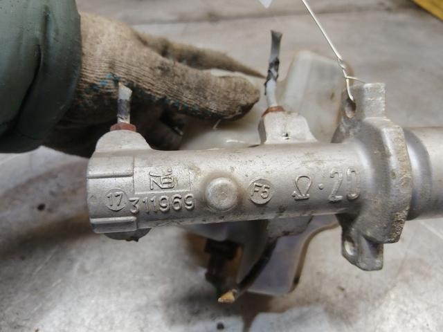 Цилиндр тормозной главный EISSFF Citroen Saxo купить в магазине запчастей бу