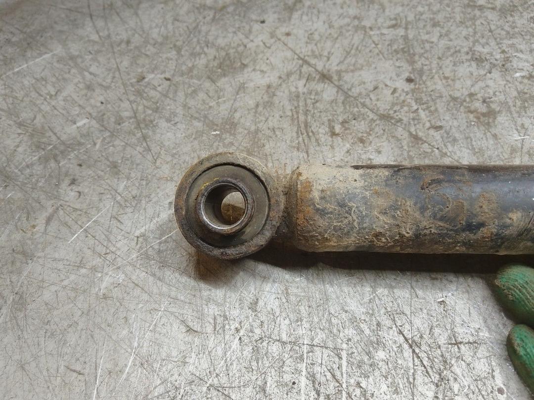 Амортизатор задний правый XEVQNI Toyota Yaris - Фото 5