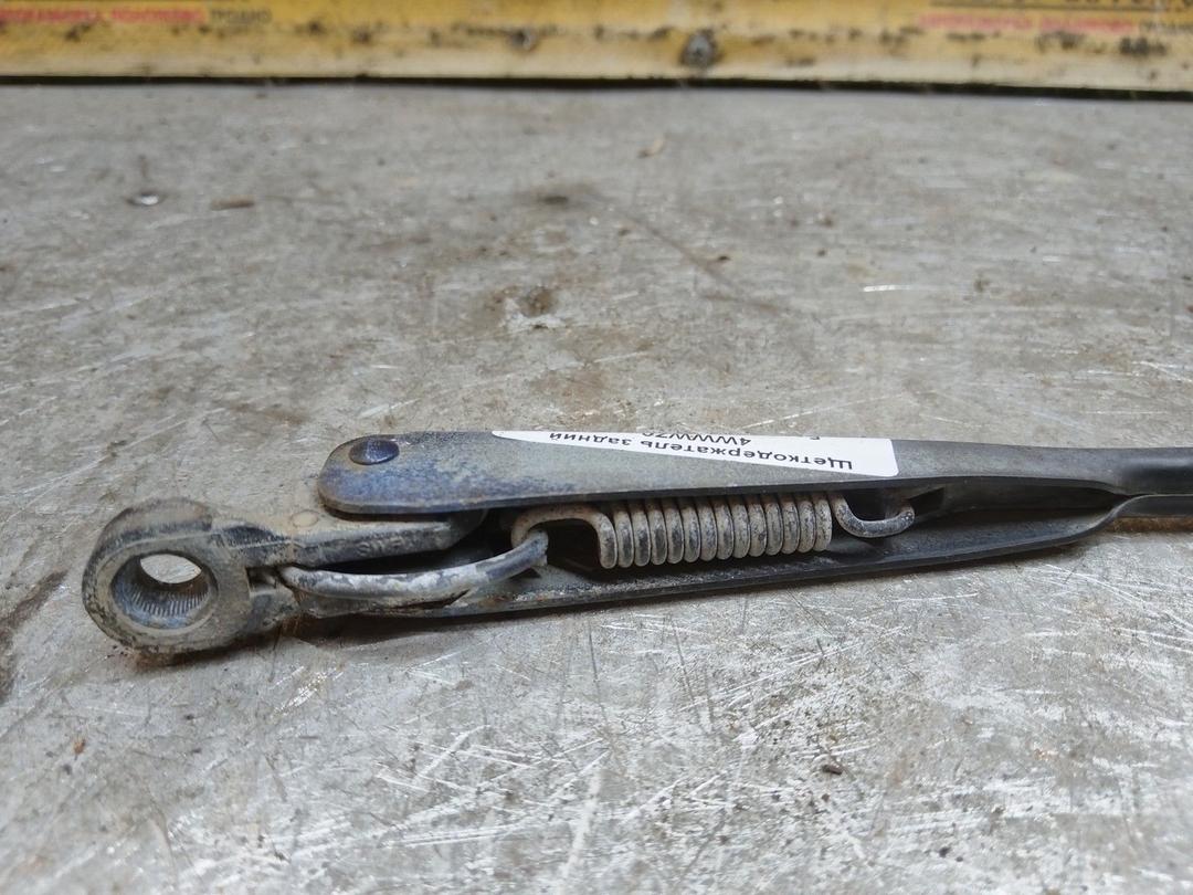 Щеткодержатель задний 4WWWZ0 Ford Escort купить в магазине запчастей бу