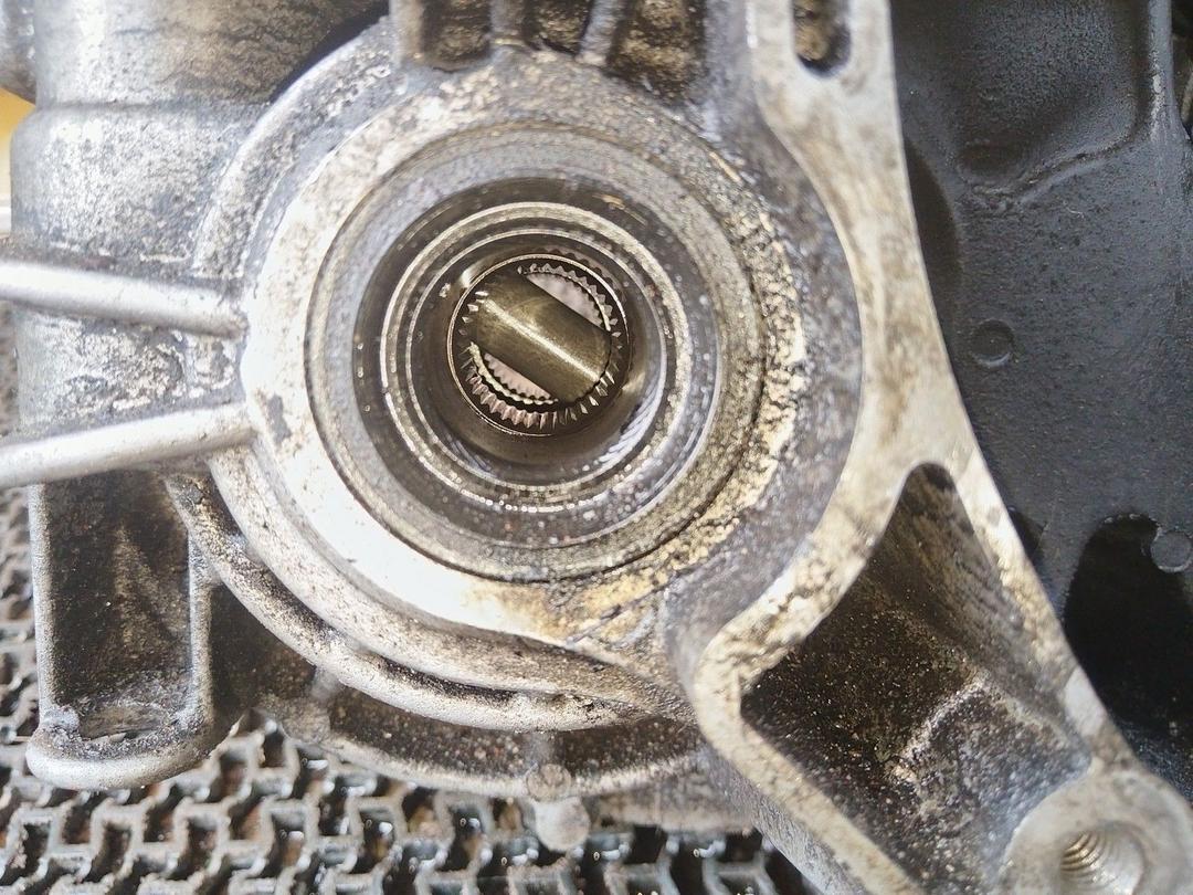 КПП механическая (МКПП) 5-ступенчатая HSX2K1 Renault Scenic - Фото 3