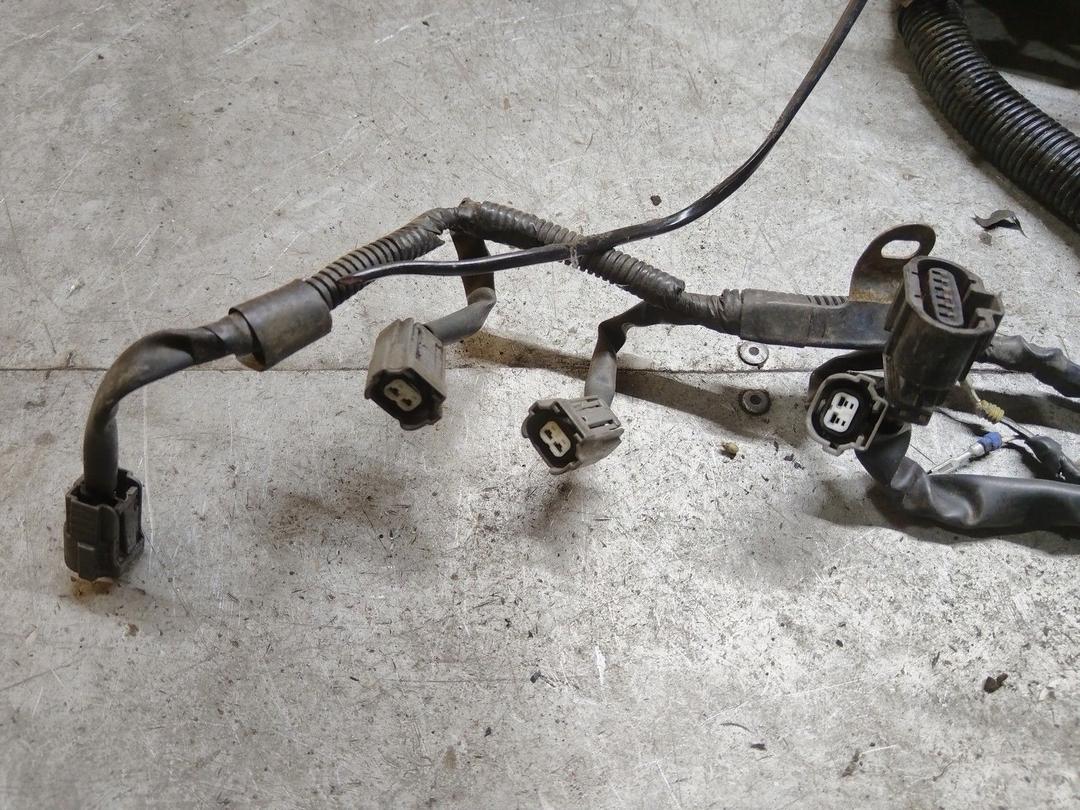 Проводка QUJGOS Mitsubishi Carisma undefined