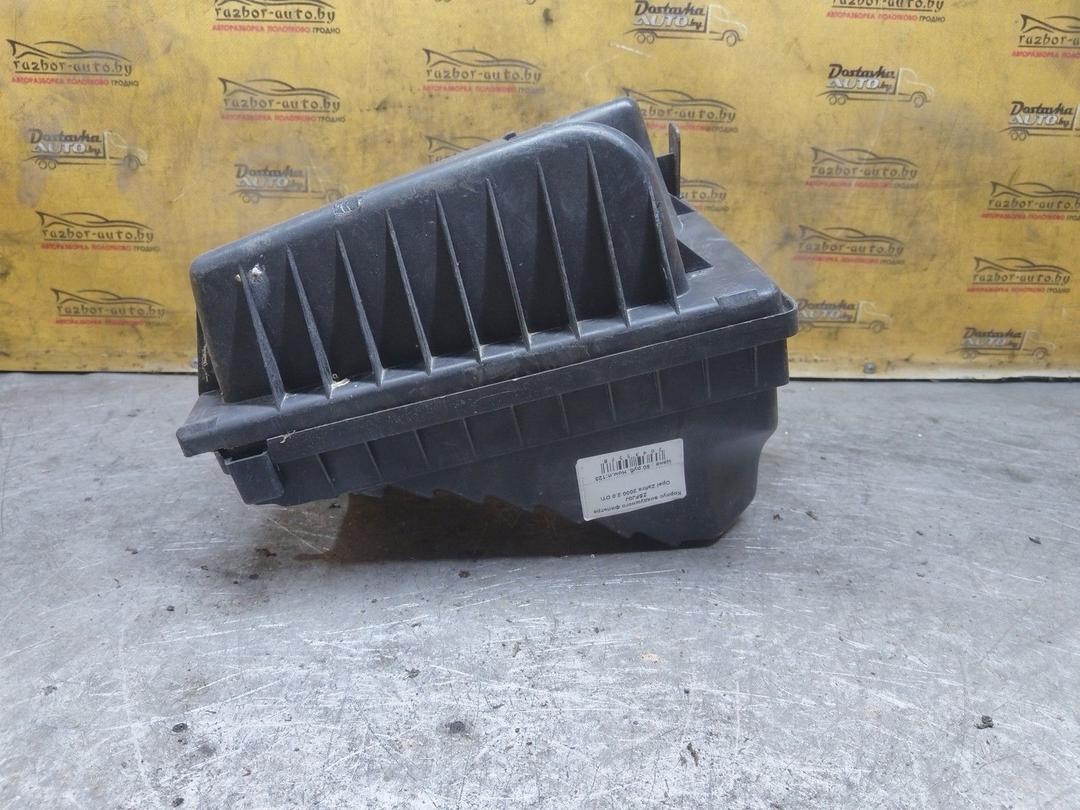 Корпус воздушного фильтра ZSFJ0J Opel Zafira купить в магазине запчастей бу
