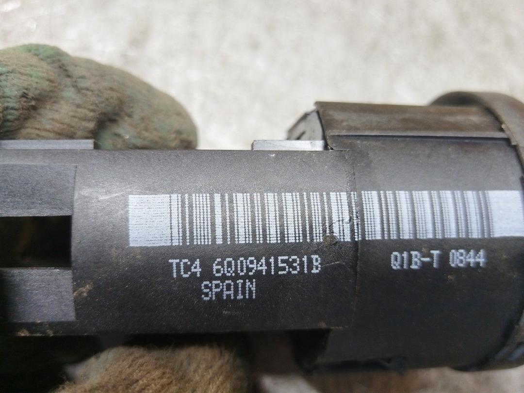 Переключатель света CK6ZFS Volkswagen Polo купить на авторазборке