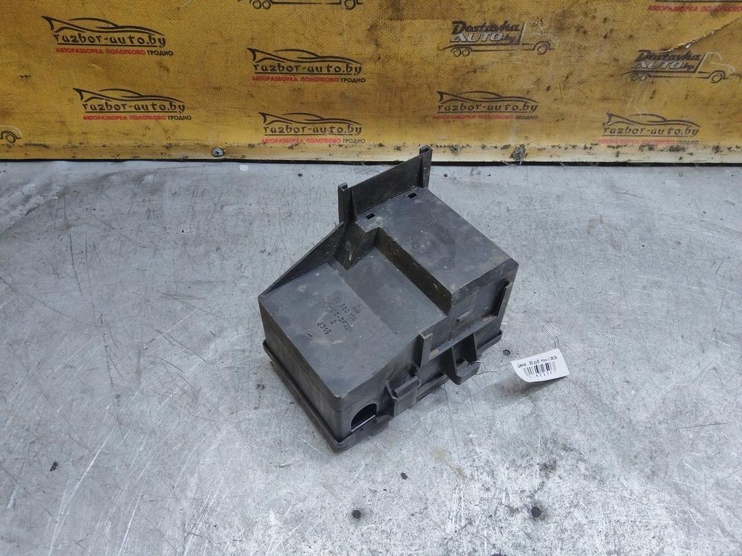 Короб предохранителей 0DMAIC Opel Zafira купить с доставкой